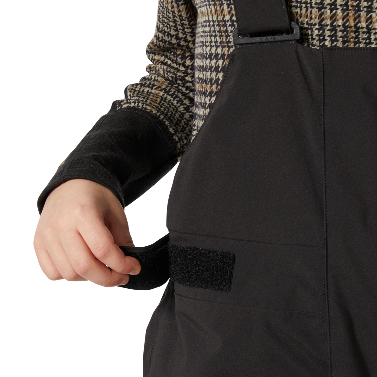 Helly Hansen Jr Summit 2.0 Bib Pants in Black with adjustable waist detail for a comfortable secure fit while skiing and snowboarding