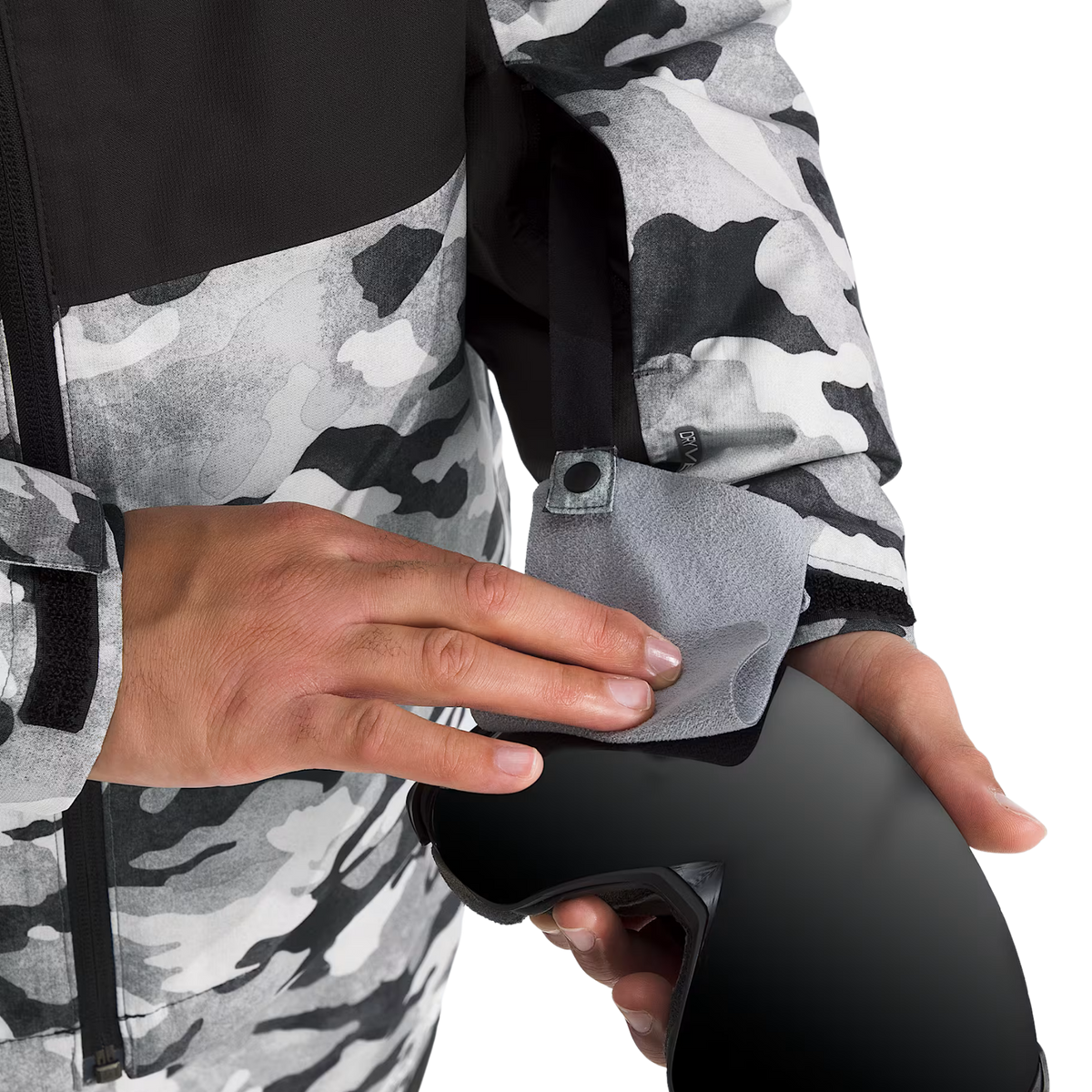The North Face Boys Freedom Insulated Jacket adjustable hook-and-loop cuff tab for a secure fit around gloves and mittens