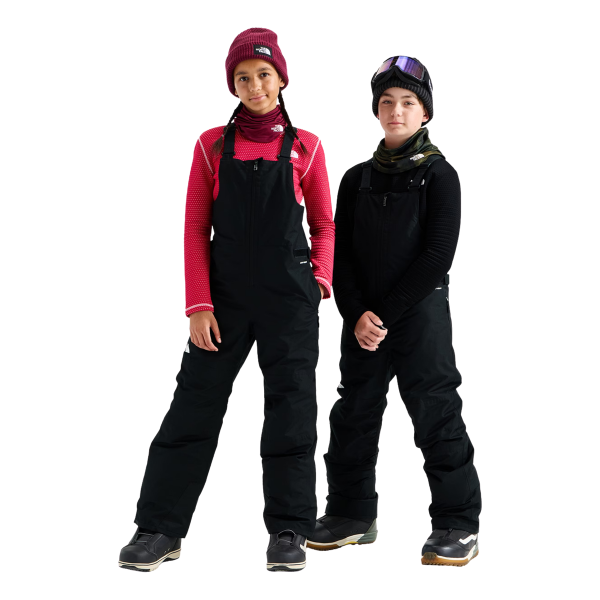 The North Face Teen Freedom Insulated Bib Pant in Black with waterproof DRYVENT 2L shell, HEATSEEKER insulation, adjustable suspenders and reinforced hems