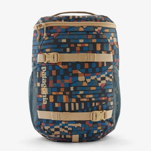 patagonia backpack boys Kids' Refugito Day Pack 18L Crafted from 100% recycled polyester Patagonia - Kids' Refugito Daypack