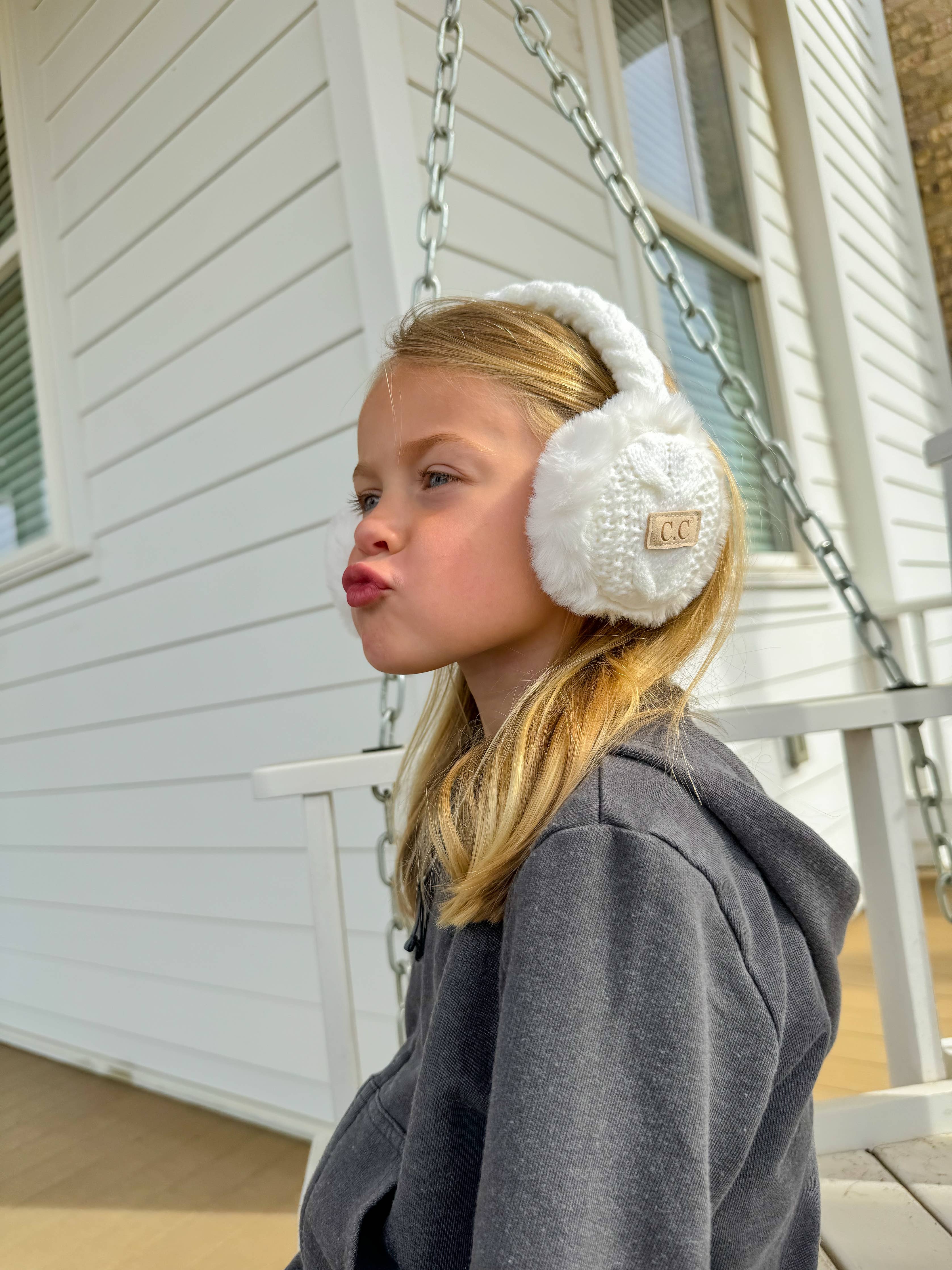 KIDS Cable Knit Faux Fur Earmuffs KDEMS3661