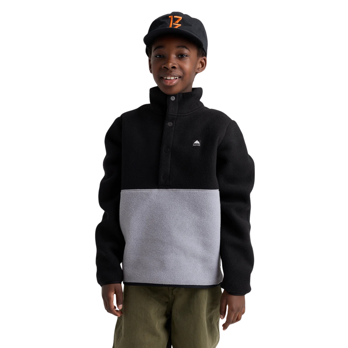 Front view of Burton Kids Cinder Fleece Anorak in True Black / Grey Heather with 255GSM recycled polar fleece, reinforced snap placket and regular fit