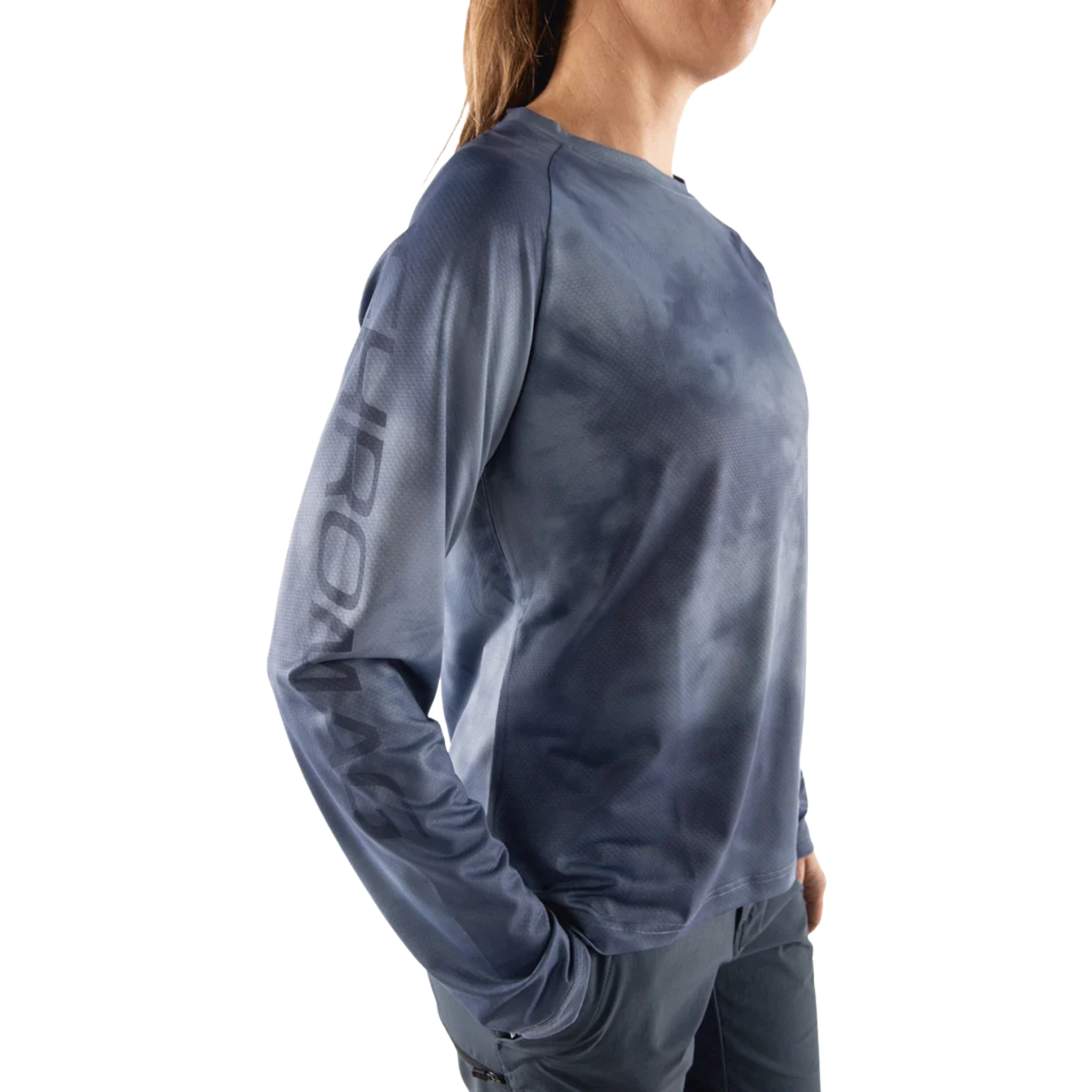 Close-up of the full-length sleeve on the Chromag Dominion MTB jersey in Forestwash design