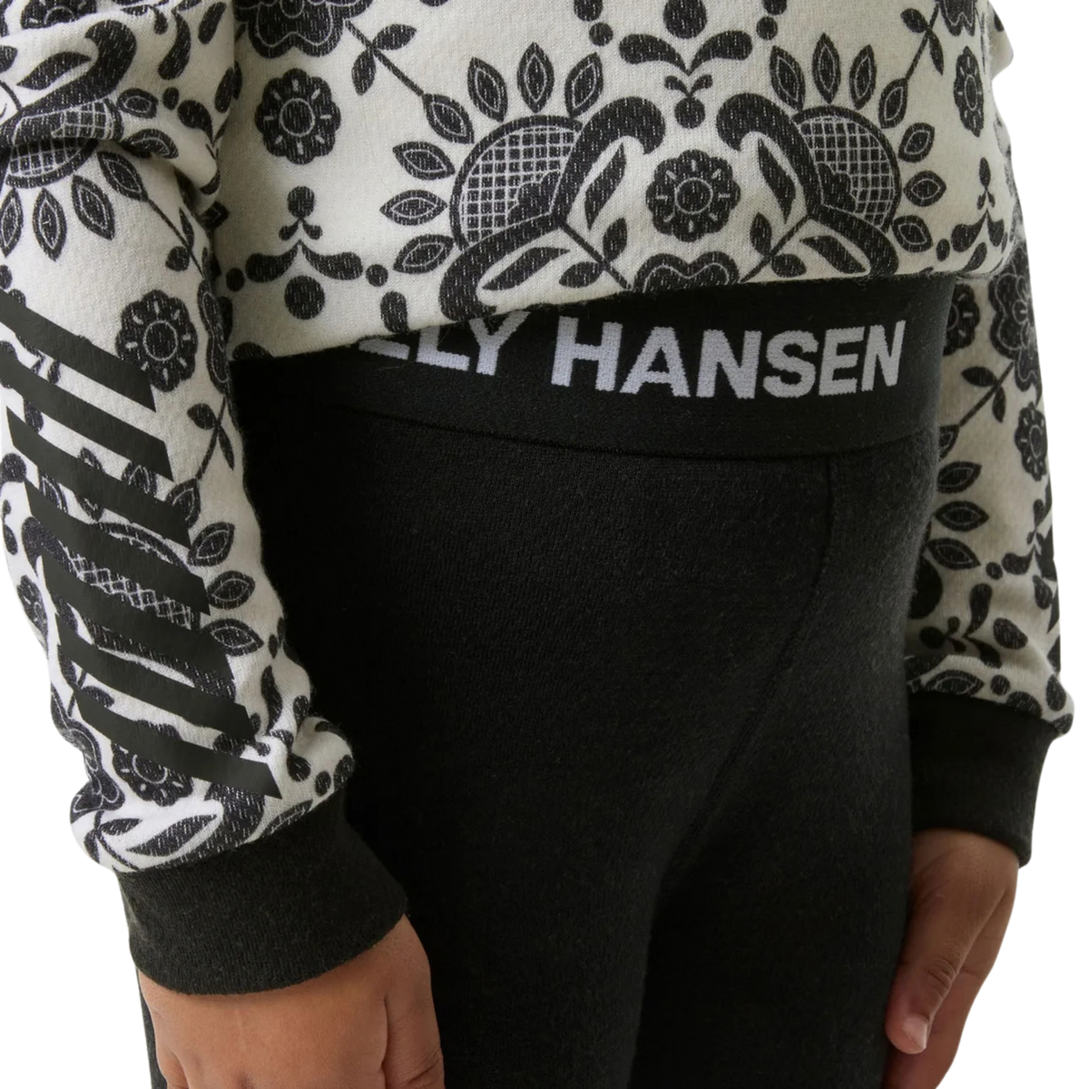 Helly Hansen Kids Graphic LIFA Merino pants elastic waistband in Black suited for a secure and comfortable base layer fit
