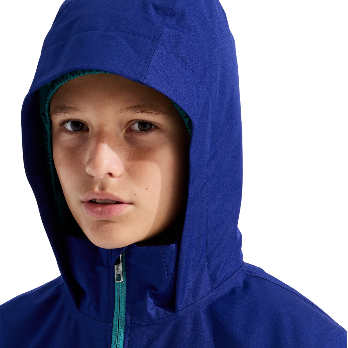 Close-up of The North Face Boys Freedom Insulated Jacket three-piece hood with elasticated rain-guard tunnel for winter coverage
