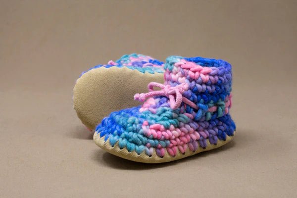 Children's knitted slippers sales
